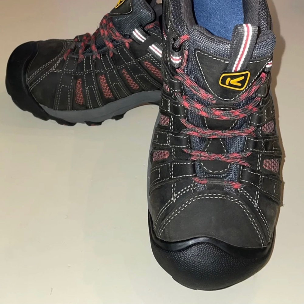 Women’s KEEN Utility Flint Low Steel Toe Shoes